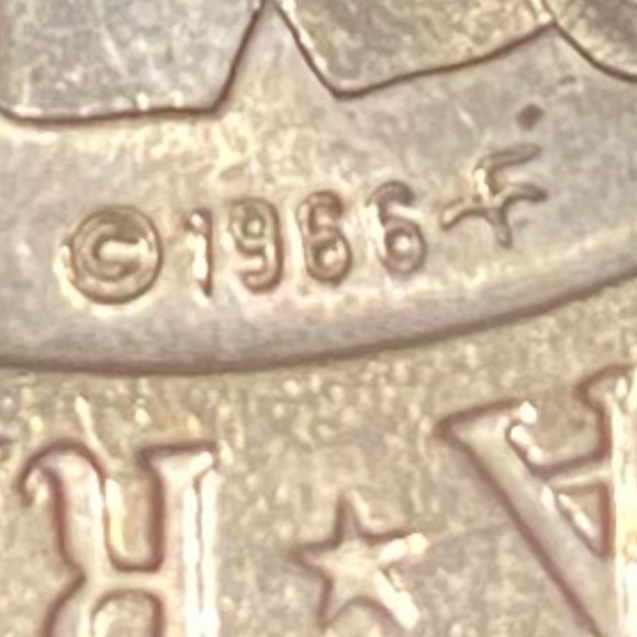 The Riviera Hotel 1966 Dollar Gaming Token Las Vegas - Picture 3 of 7